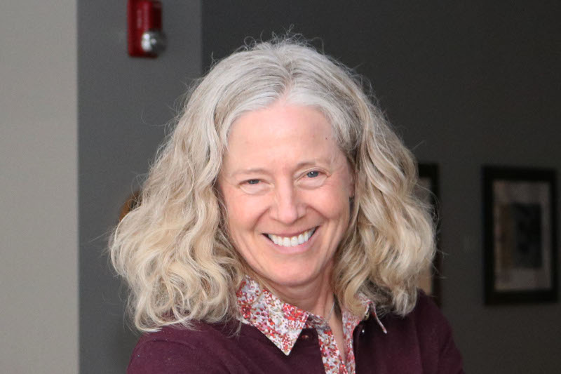 Mary Jo Abler ’87