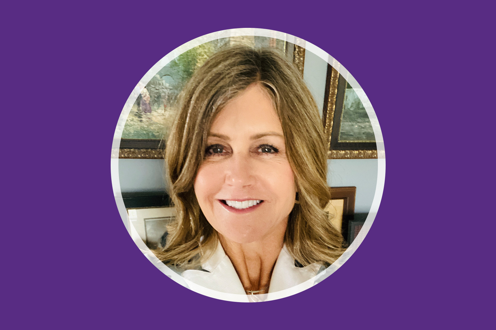 Portrait (in a circle with purple background) of St. Catherine University RN to BSN Nursing student Victoria Vandersteen ’23