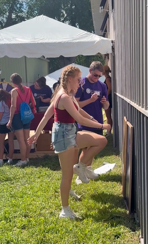 Woman volunteering for D2D research at Minnesota State Fair