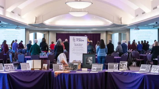 Pop-up library archives table  