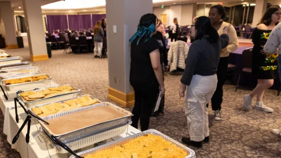 Food and attendees at Día de los Muertos 2024