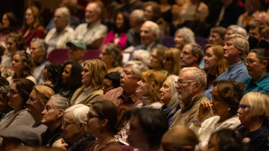 The O'Shaughnessy audience listens.