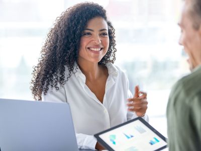 Nurse consulting with doctor
