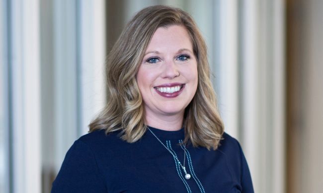 DNP director Nicole Beckmann named Pediatric Nurse Practitioner of the Year