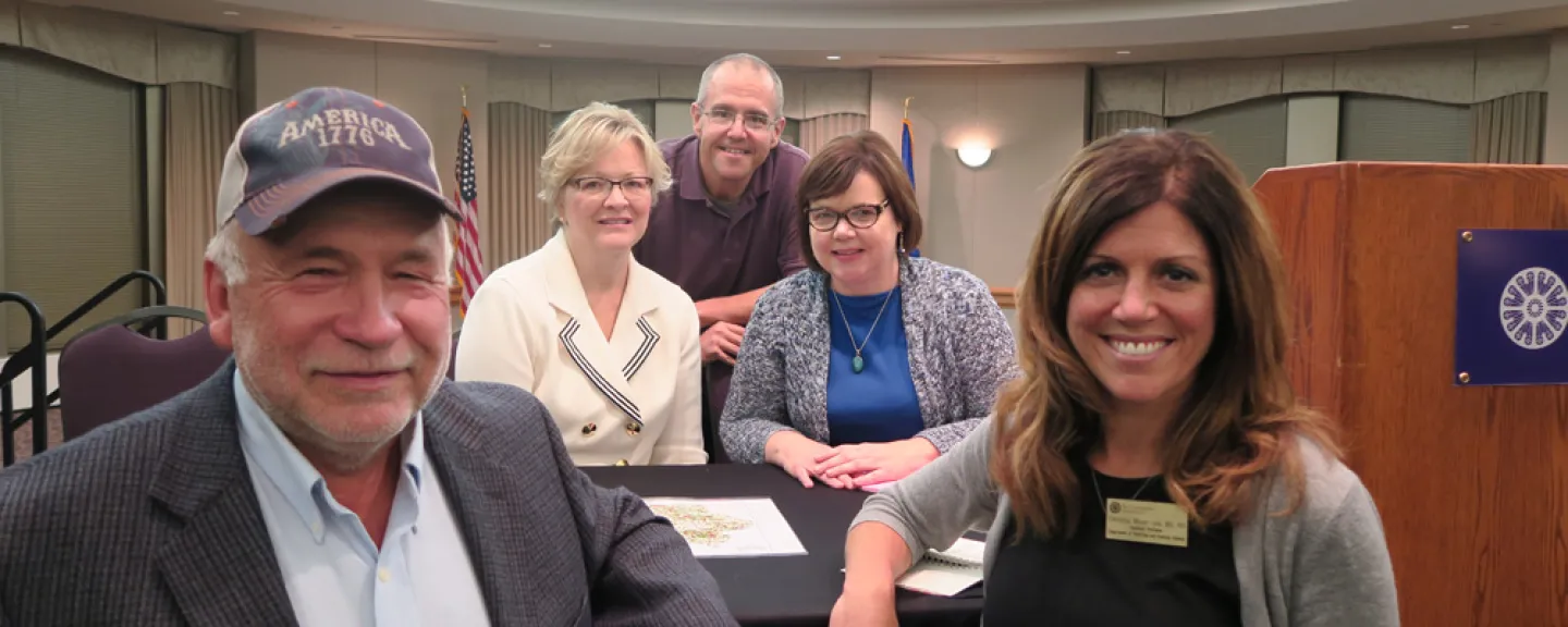 Three St. Kate’s professors joined a pig farmer and lawyer to talk about social justice issues related to factory farms. The panelists were Chris Petersen, Sonja Trom Eayrs, Jeff Johnson, Colleen Carpenter and Christina Meyer-Jax.
