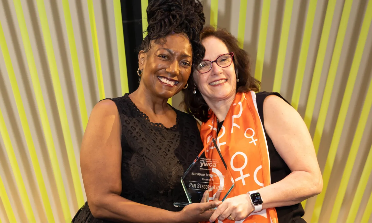 Pam Stegora Axberg is awarded the Kate Berman Award