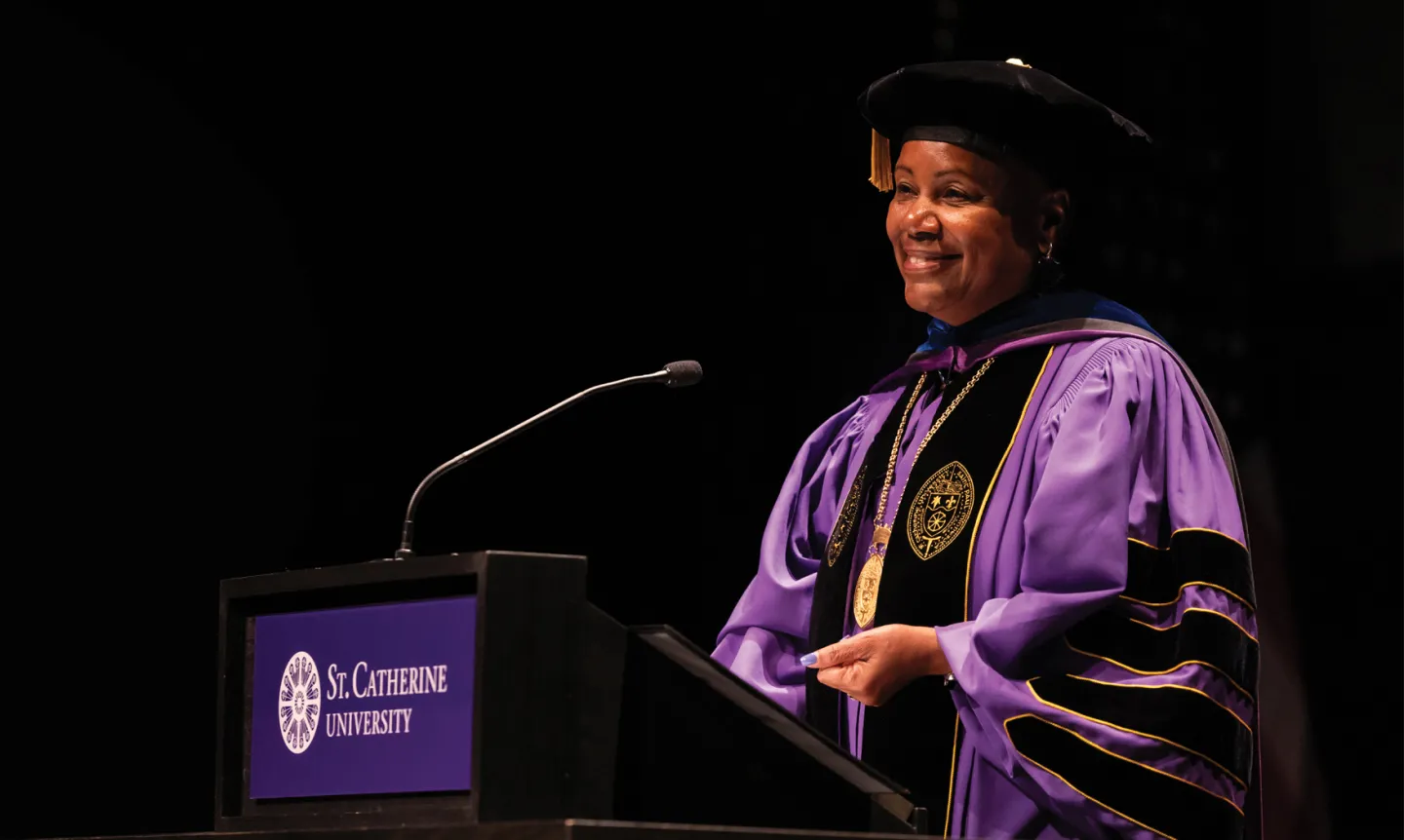 President Evans addresses University at Convocation